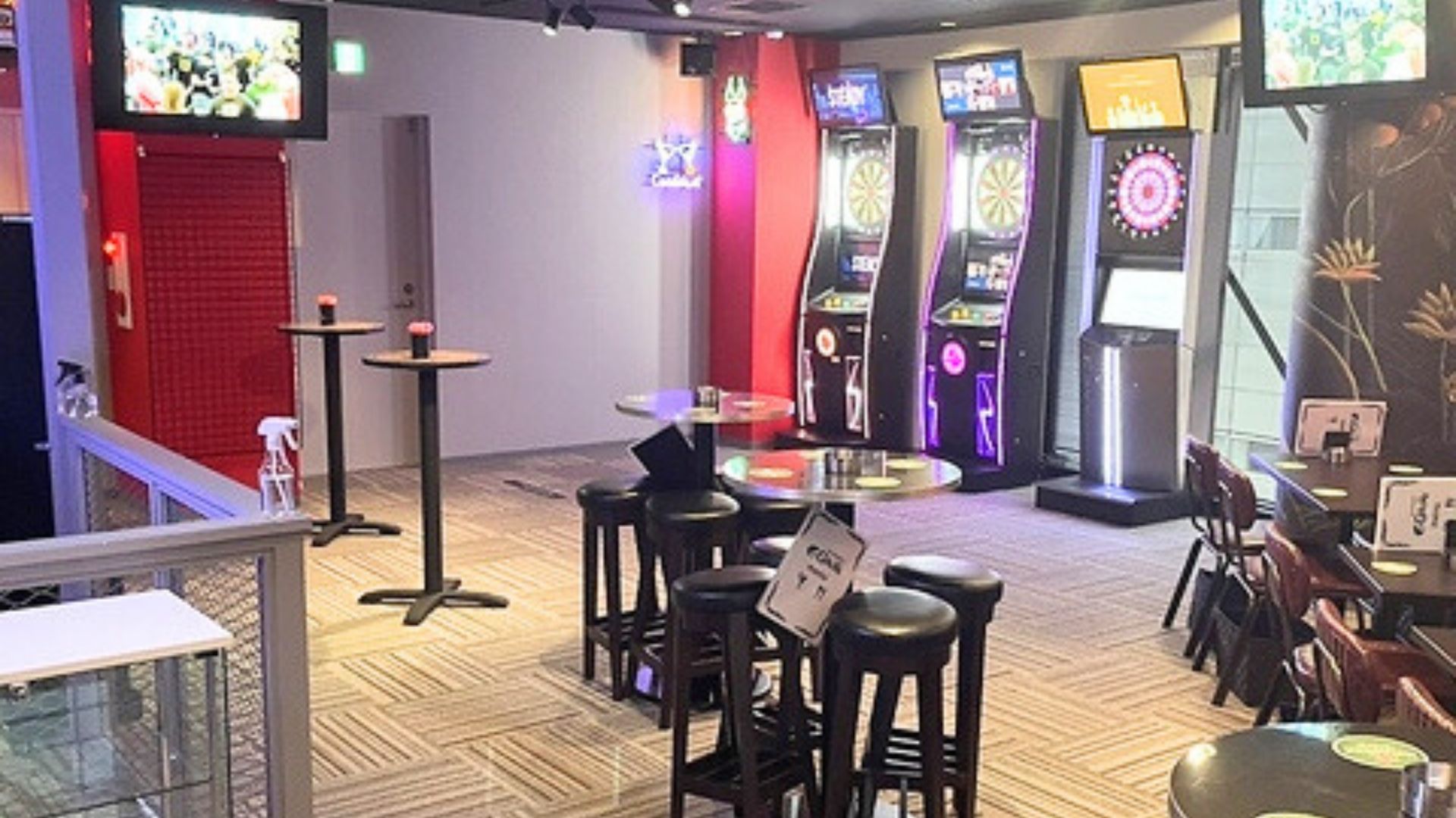 店内4