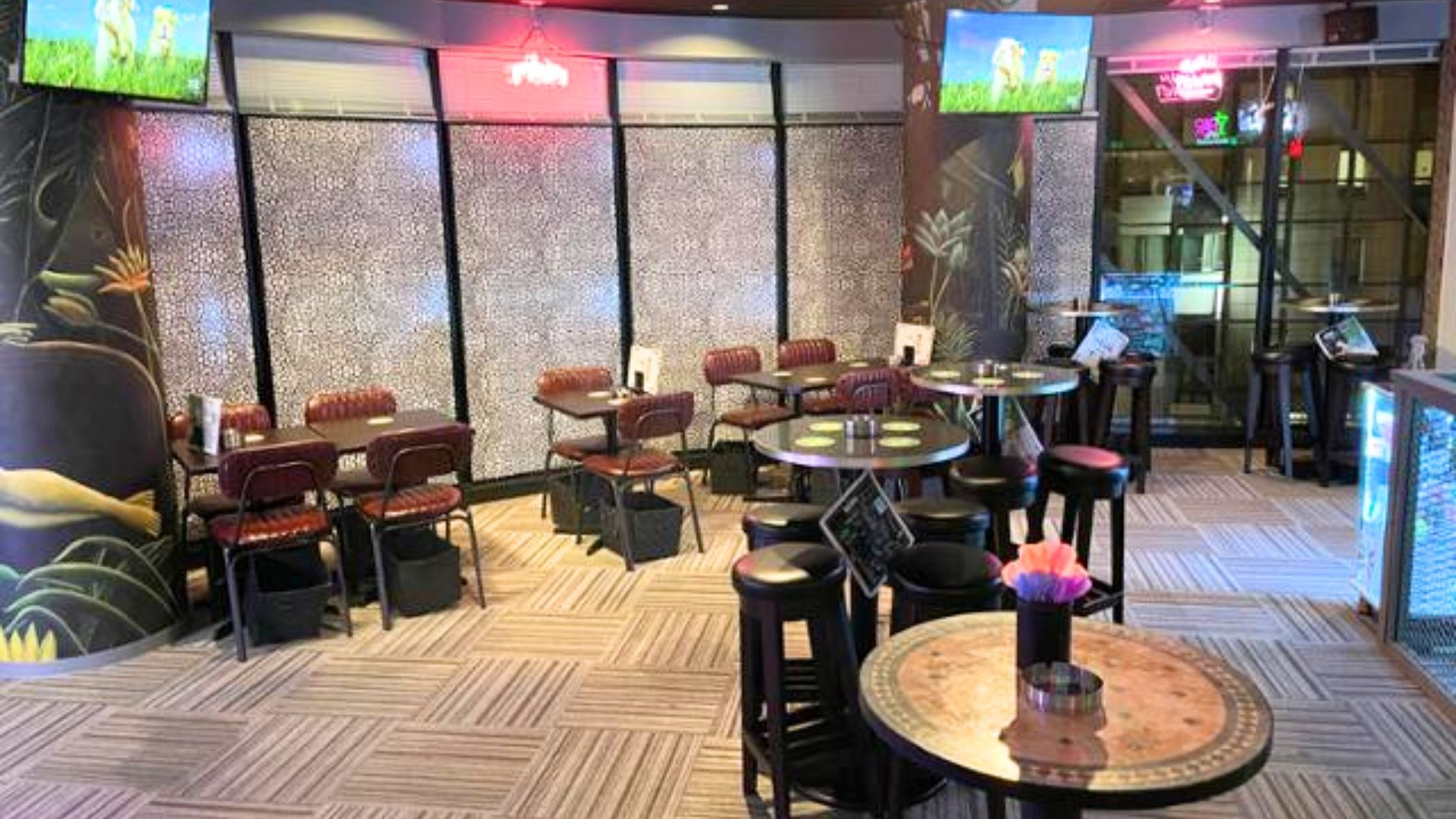 店内5
